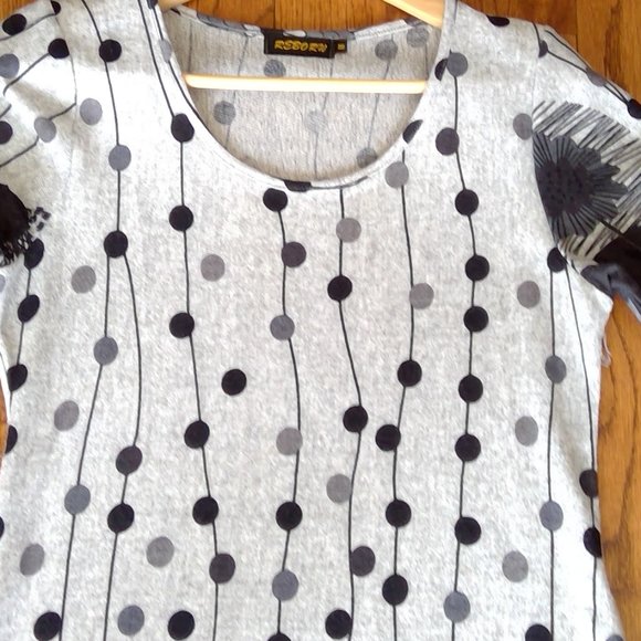 Reborn Medium Lightweight Graphic Knit Dress Elbow Sleeves Black/Gray - Picture 6 of 14